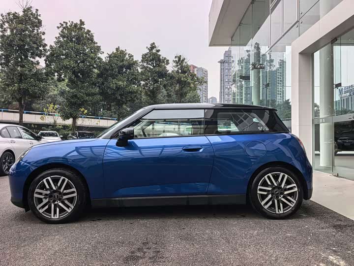 Фото 4 - Mini Cooper