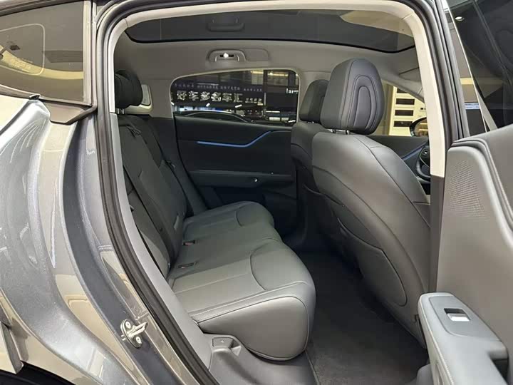 Фото 6 - XPeng G6