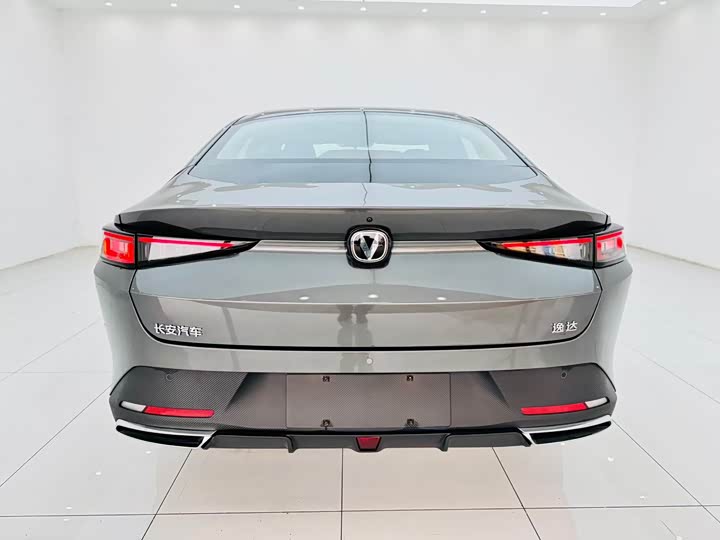 Фото 9 - Changan Eado Plus