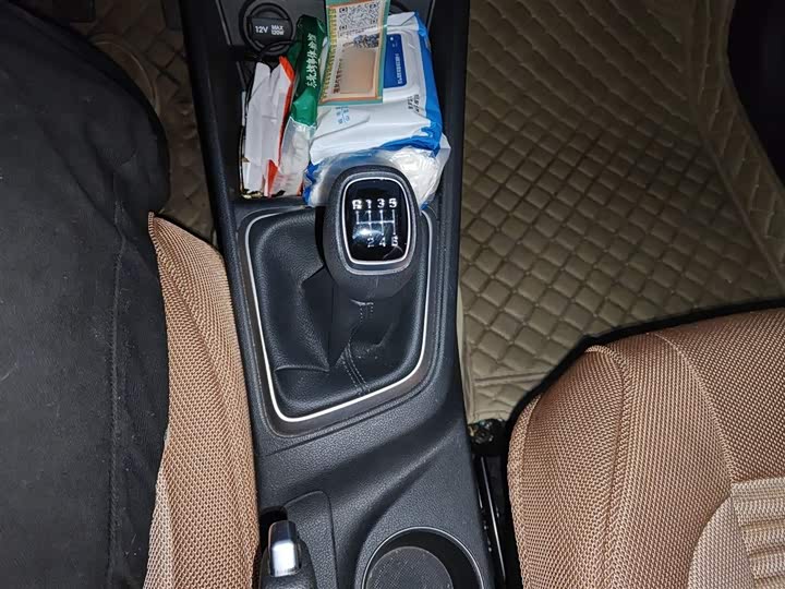 Фото 7 - Hyundai Verna