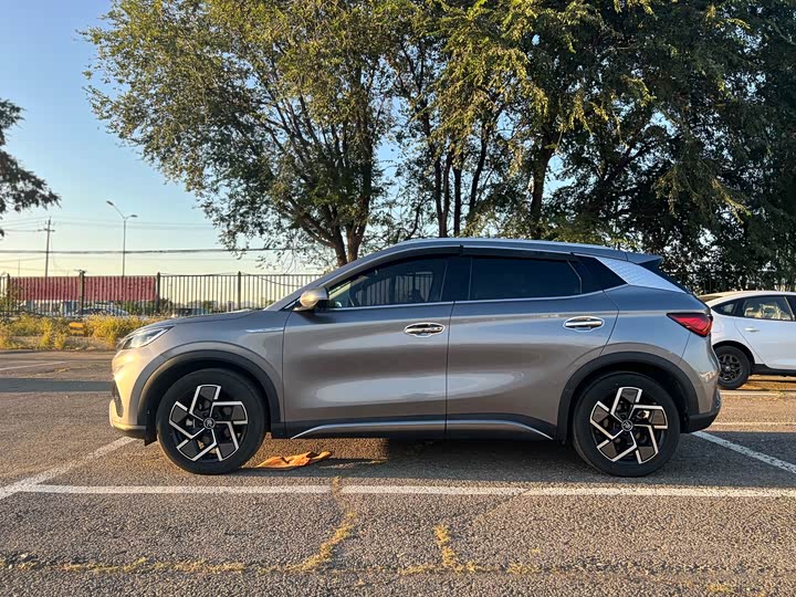 Фото 9 - BYD Yuan Plus