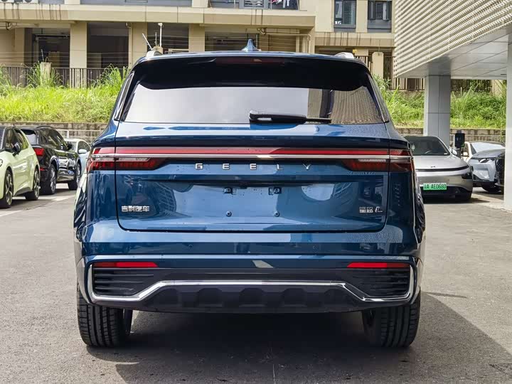 Фото 6 - Geely Monjaro