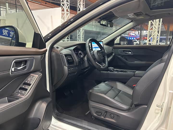 Фото 8 - Nissan X-Trail