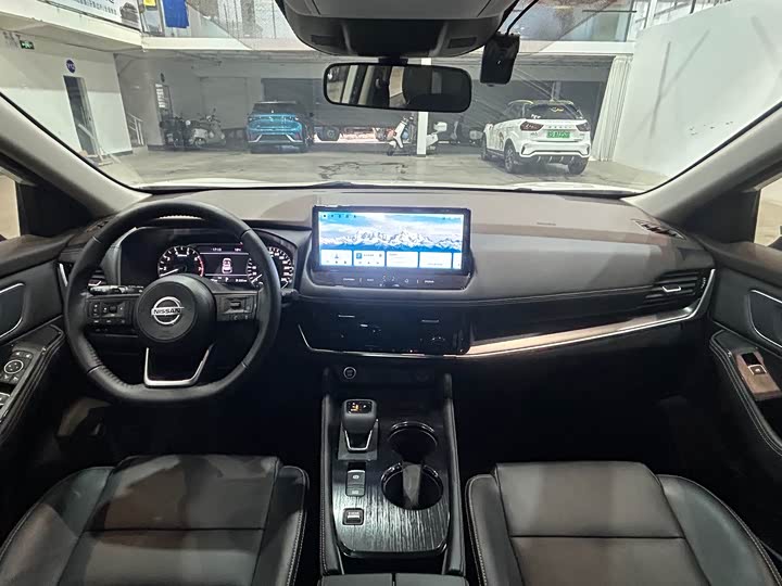 Фото 9 - Nissan X-Trail