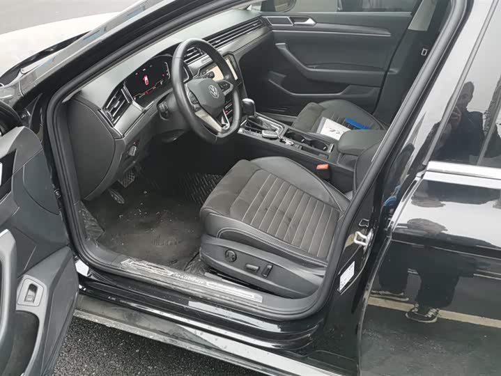 Фото 9 - Volkswagen Magotan