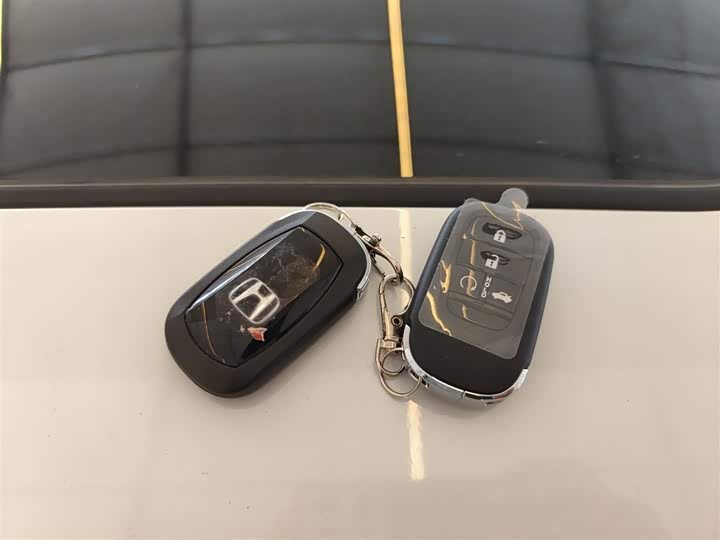 Фото 9 - Honda Civic