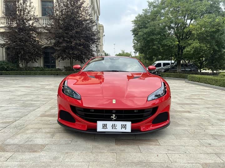 Фото 3 - Ferrari Portofino