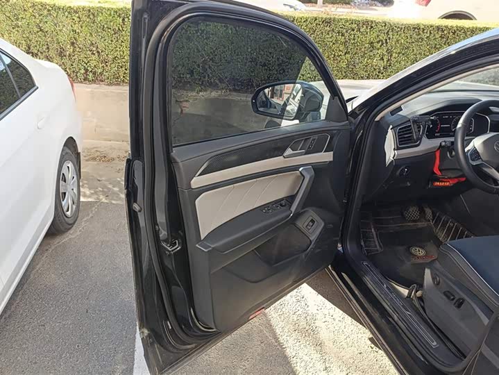 Фото 7 - Volkswagen Tayron