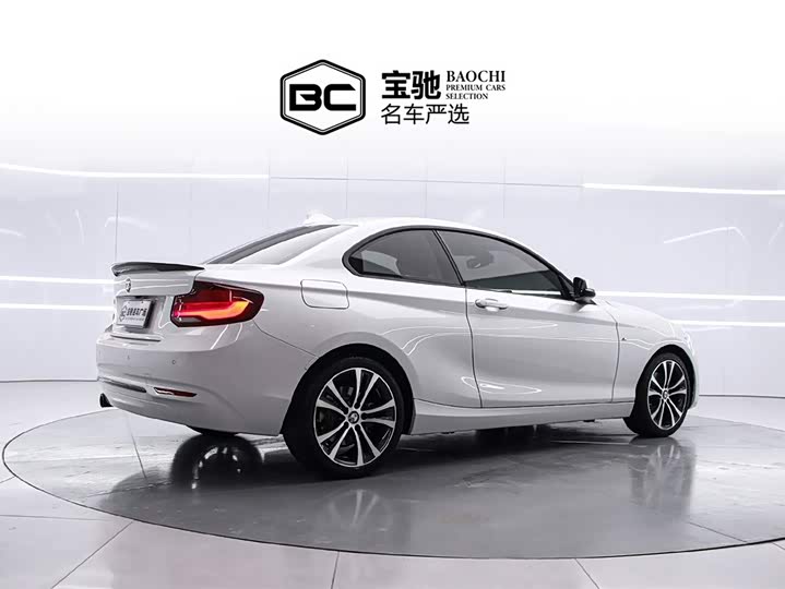 Фото 3 - BMW 2 Series