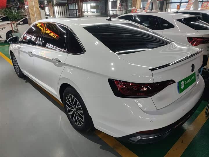 Фото 5 - Volkswagen Sagitar L