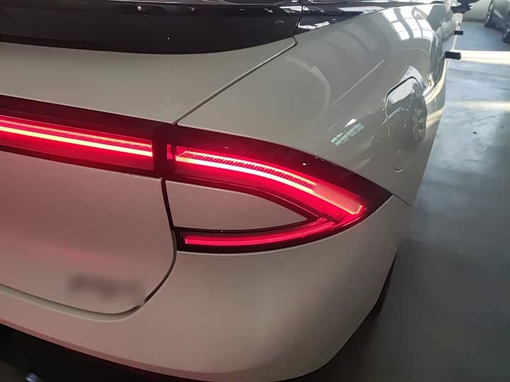 Фото 8 - XPeng F57