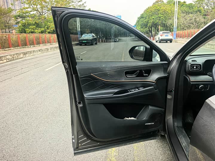 Фото 4 - Chery Tiggo 9