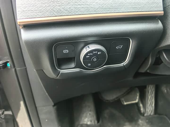 Фото 8 - Chery Tiggo 9