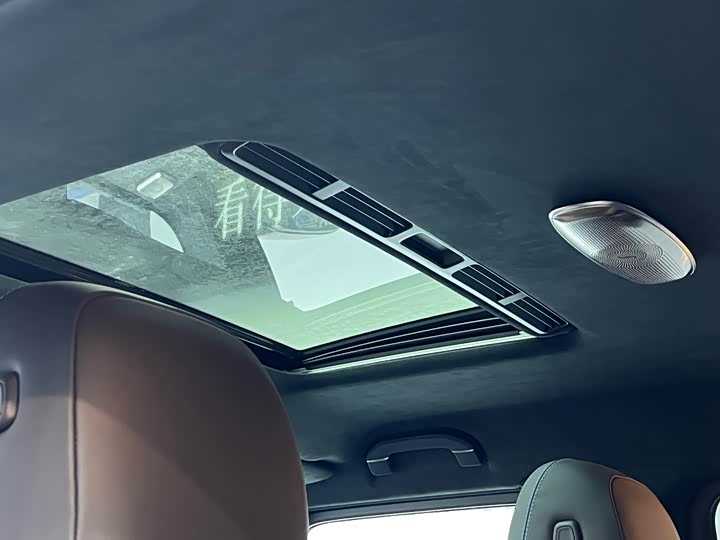 Фото 9 - Mercedes-Benz EQG