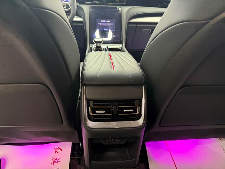 Фото 7 - Hongqi H5