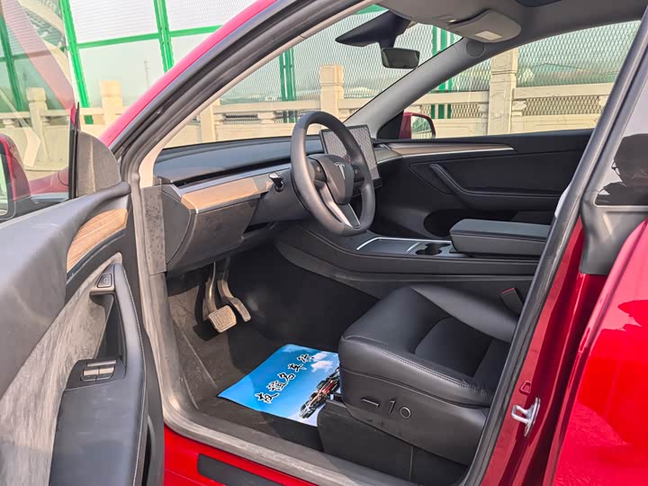 Фото 5 - Tesla Model Y