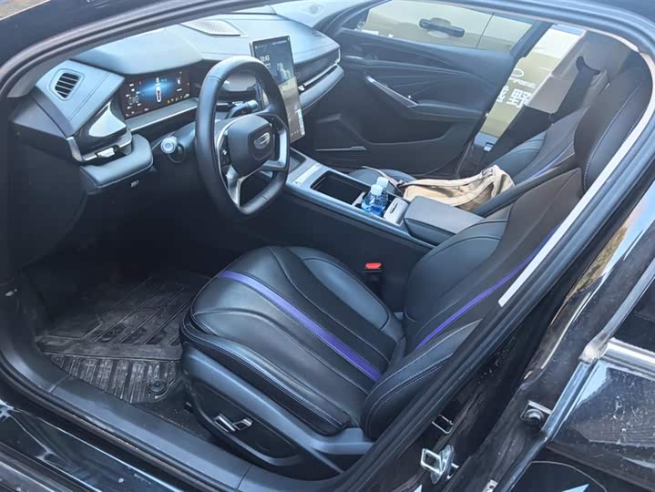 Фото 9 - Geely Preface L