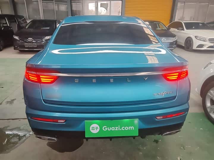 Фото 6 - Geely Preface