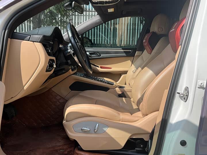 Фото 6 - Porsche Macan