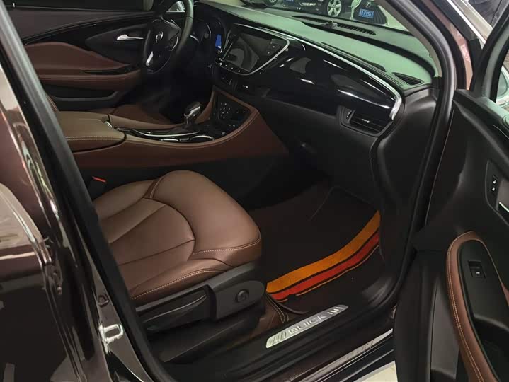 Фото 8 - Buick Envision Plus