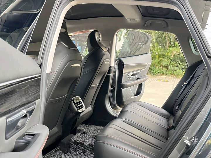 Фото 5 - XPeng P7