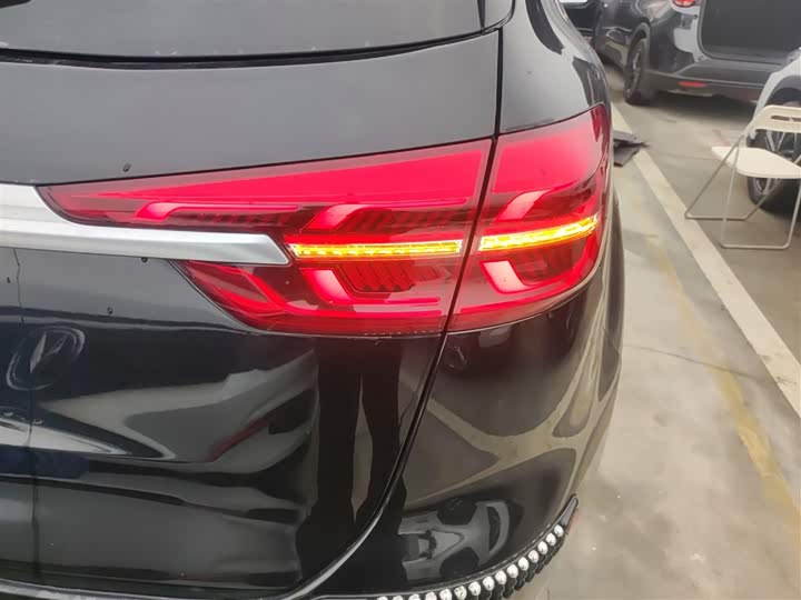 Фото 8 - Hongqi HS5