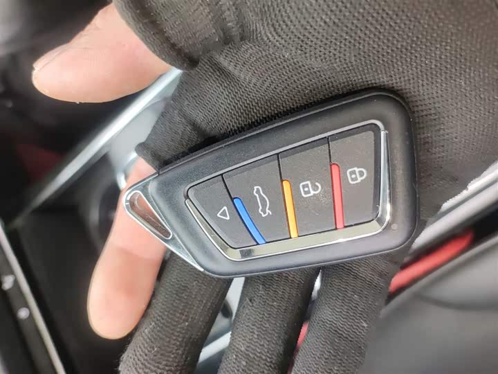 Фото 9 - Hongqi HS5