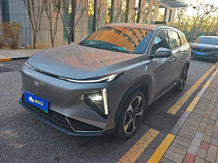 Фото 1 - Geely Galaxy L7