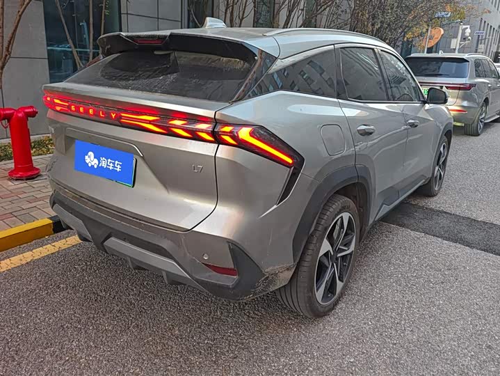 Фото 3 - Geely Galaxy L7