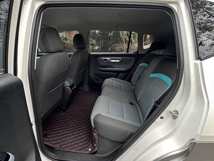 Фото 6 - GAC Aion Y