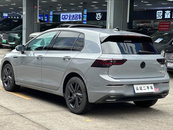 Фото 6 - Volkswagen Golf