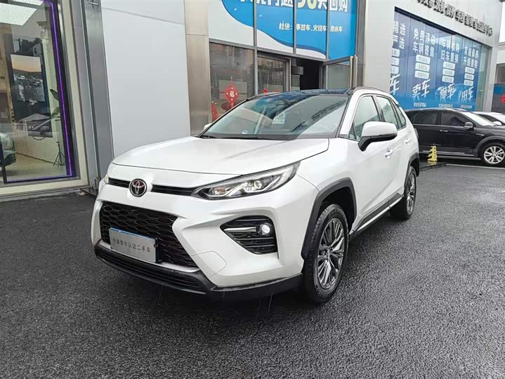 Фото 1 - Toyota Wildlander