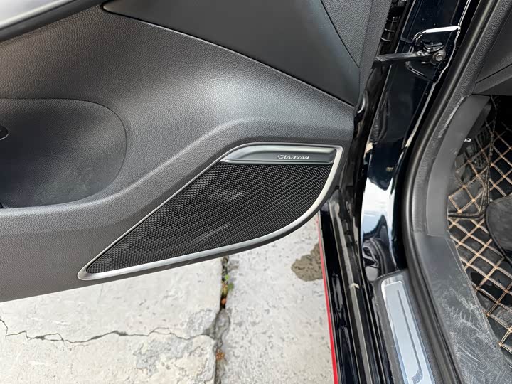 Фото 6 - Changan Raeton CC