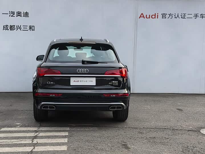 Фото 5 - Audi Q5L