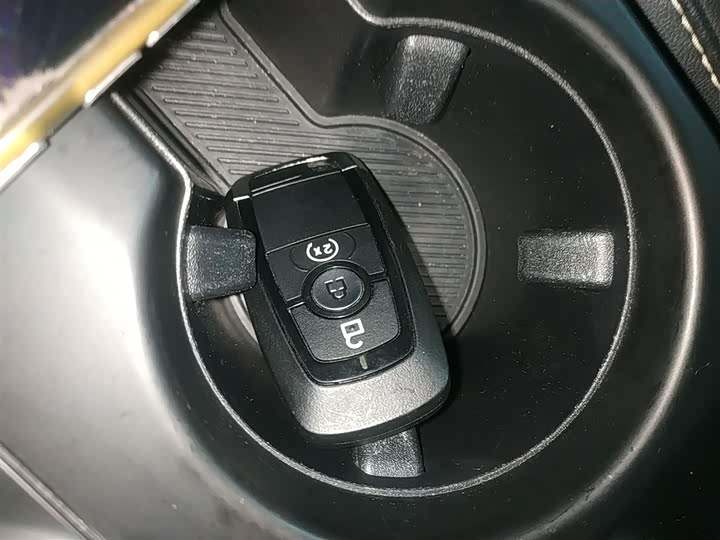 Фото 9 - Ford Bronco