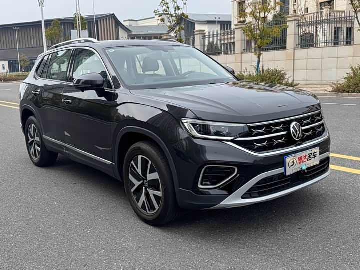 Фото 3 - Volkswagen Tayron