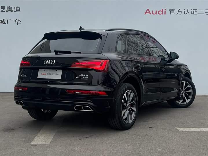 Фото 4 - Audi Q5L