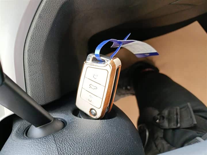 Фото 9 - Volkswagen Lamando L