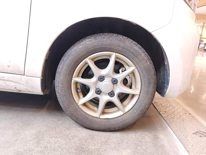 Фото 6 - Roewe Clever