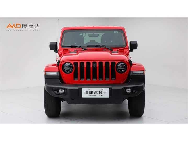 Фото 2 - Jeep Wrangler
