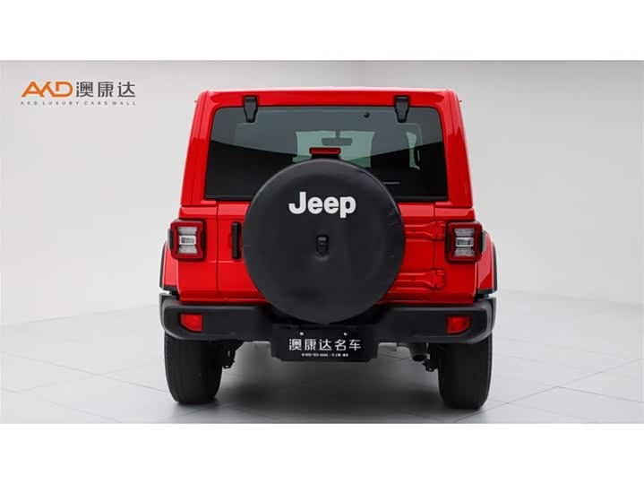 Фото 4 - Jeep Wrangler