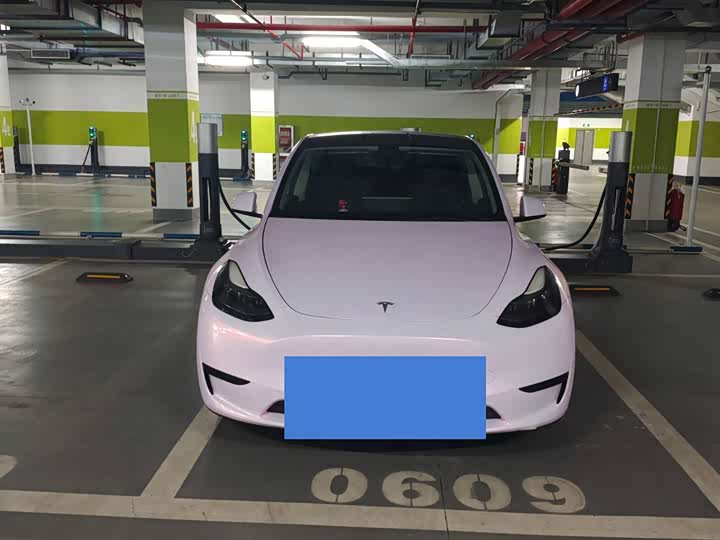 Фото 2 - Tesla Model Y