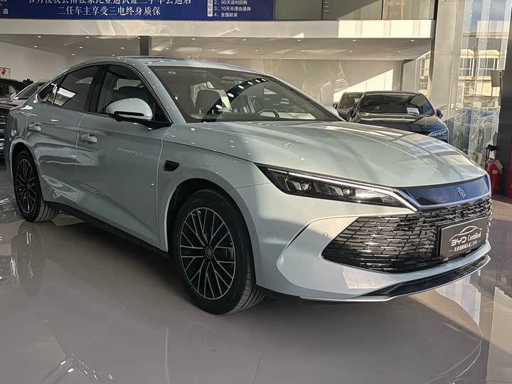 Фото 3 - BYD Qin L