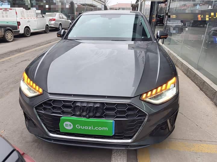 Фото 3 - Audi A4L