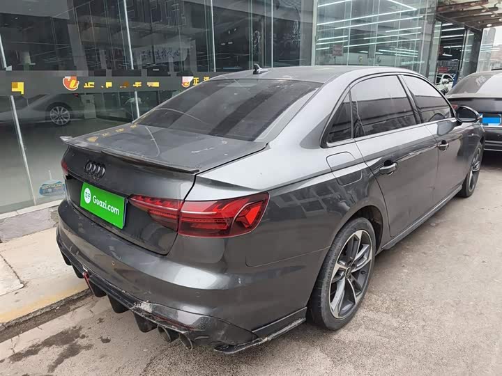 Фото 7 - Audi A4L