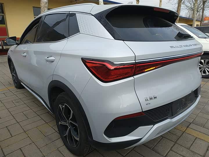 Фото 5 - BYD Yuan Plus