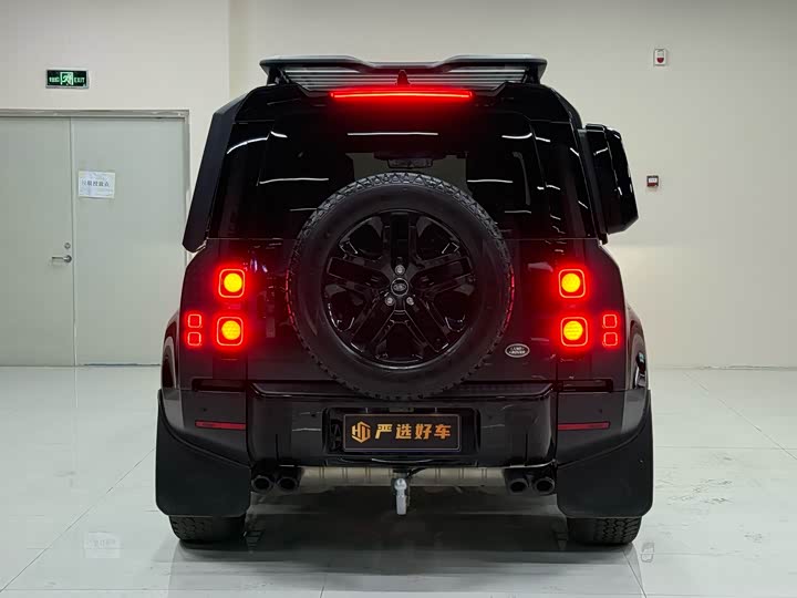 Фото 4 - Land Rover Defender