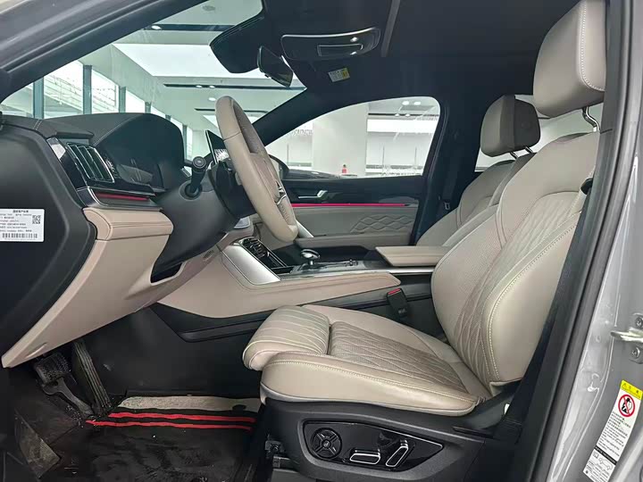 Фото 5 - BYD Tang Hybrid/EV