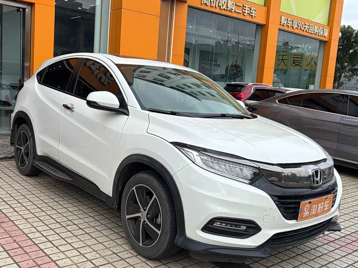 Фото 3 - Honda Vezel