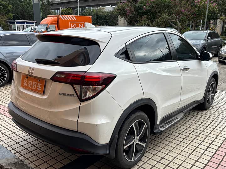 Фото 5 - Honda Vezel